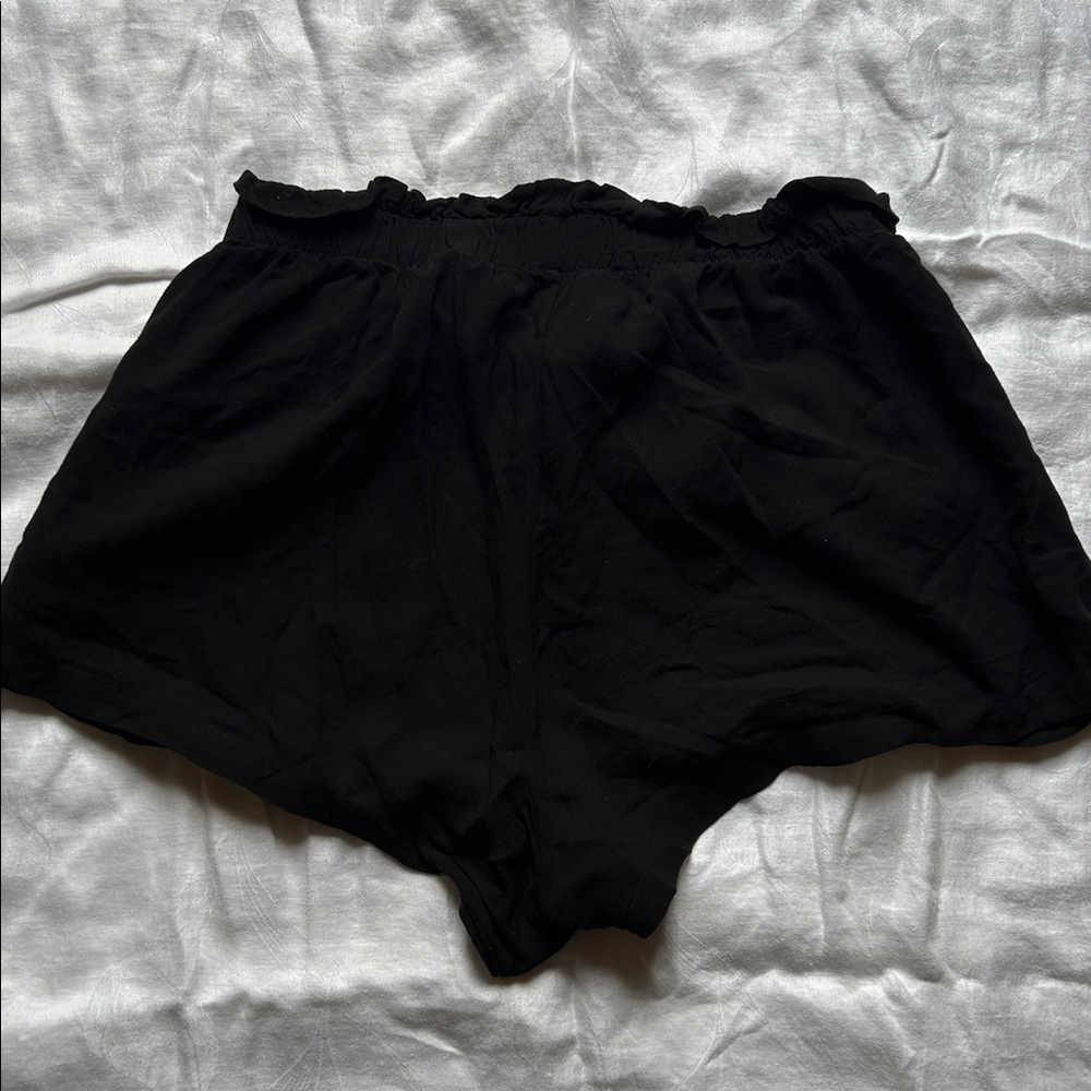 Black Ruffled Shorts - Picture 3 of 4